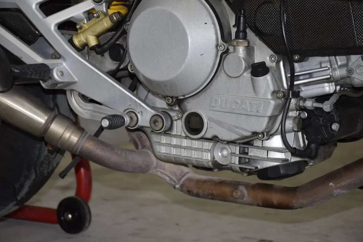 Ducati Monster S4 (2001 - 03) (16)