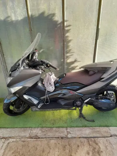 Yamaha T-Max 500 (2008 - 12) usata