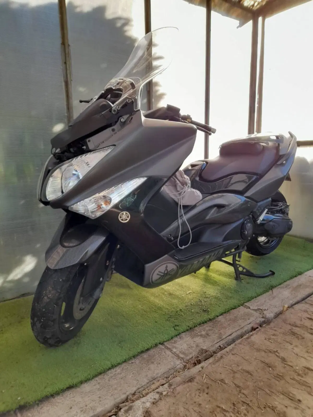 Yamaha T-Max 500 (2008 - 12) (2)