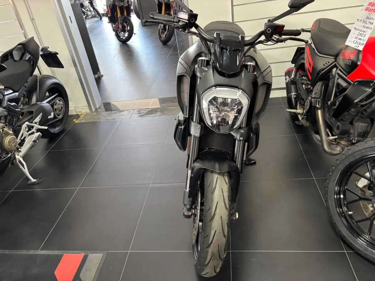 Ducati Diavel 1260 (2021 - 22) (3)