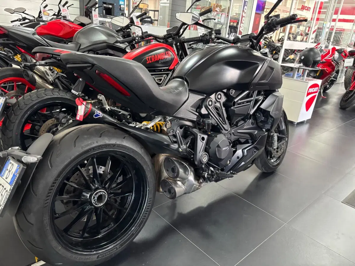 Ducati Diavel 1260 (2021 - 22) (5)