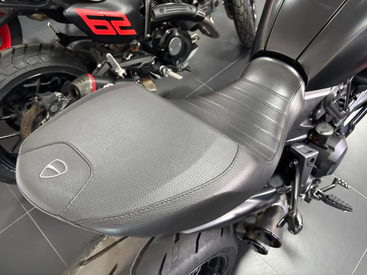 Ducati Diavel 1260 (2021 - 22) (7)