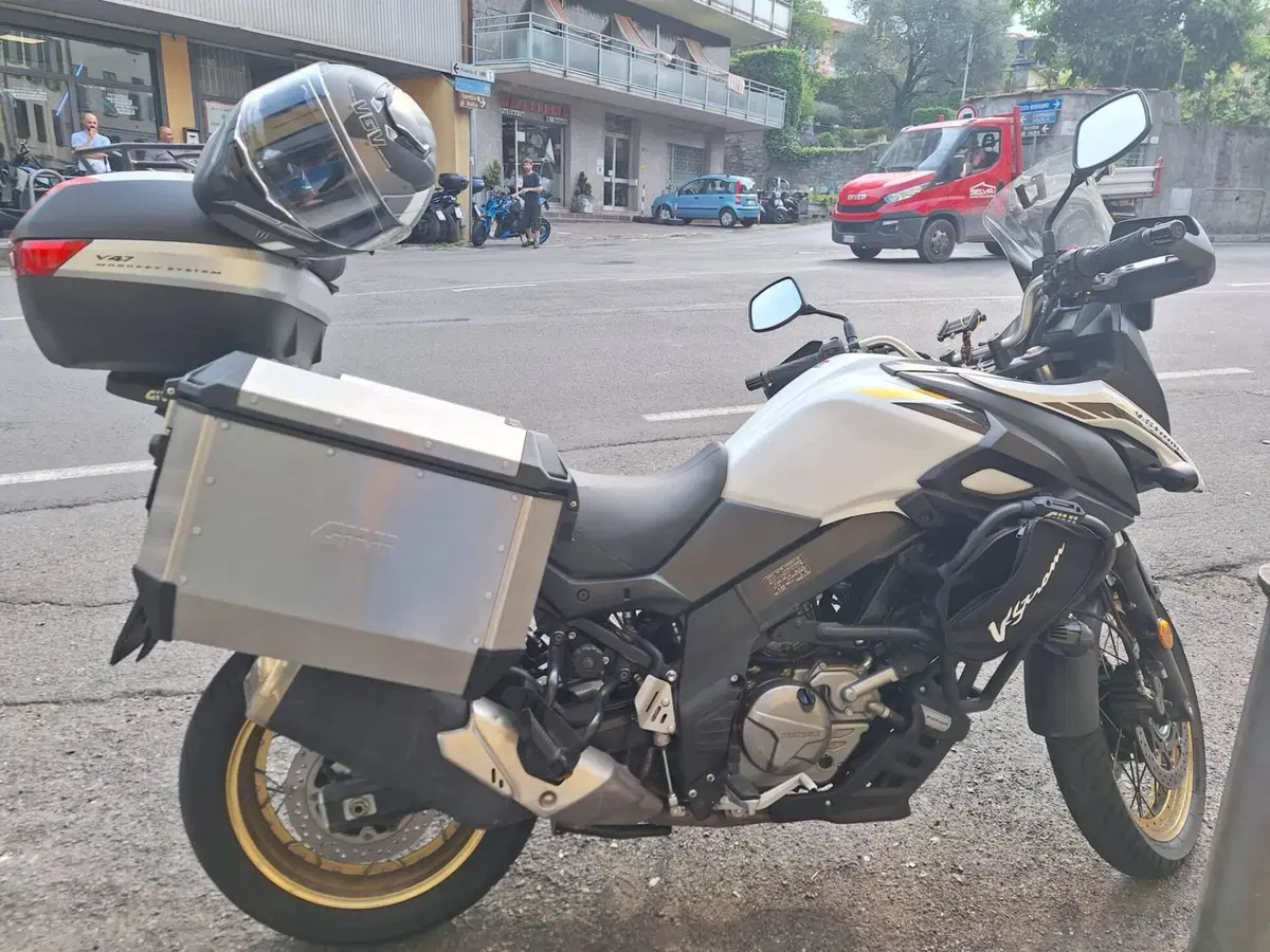 Suzuki V-Strom 650XT (2021 - 25) (3)