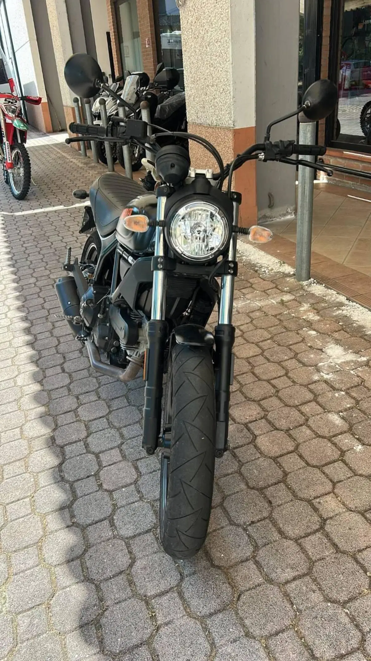 Ducati Scrambler 400 Sixty 2 (2016 - 21) (2)