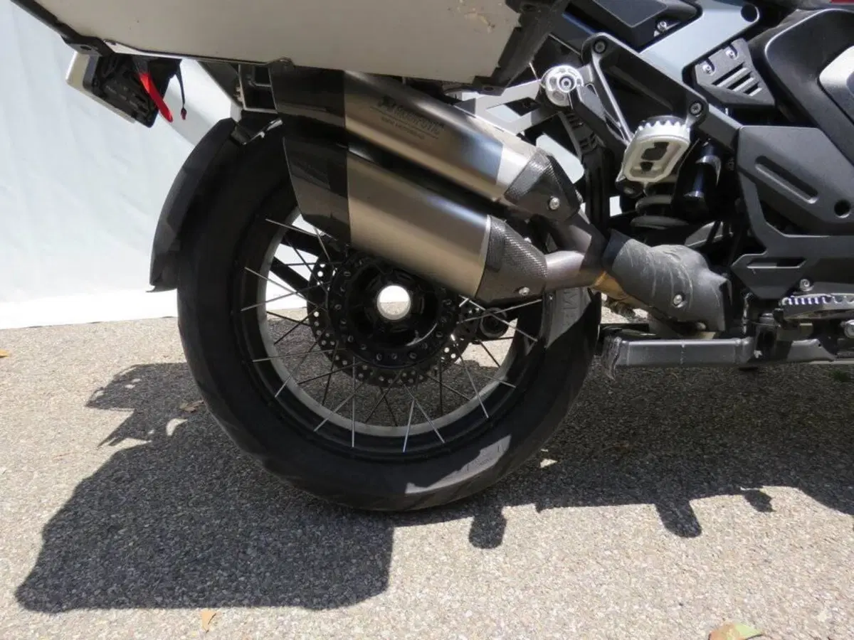 Bmw R 1300 GS Adventure Trophy (2025 - 26) (11)