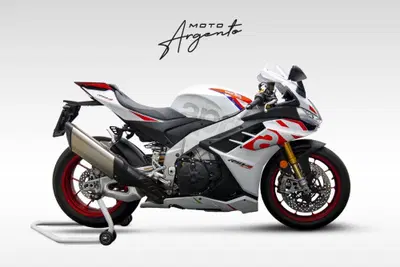 Aprilia RSV4 1100 Factory (2021 - 24) usata