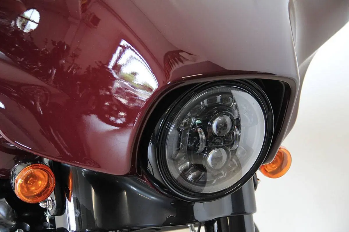 Harley-Davidson 114 Street Glide Special (2019 - 20) - FLHXS (6)