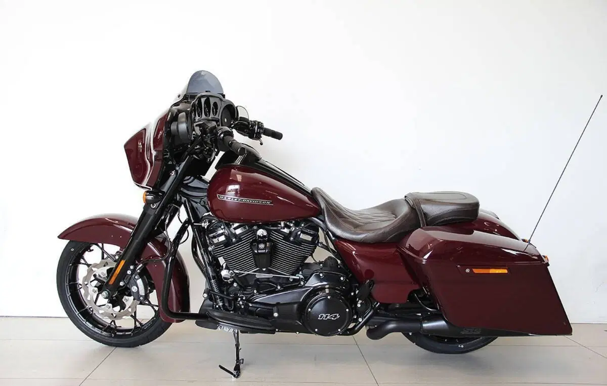 Harley-Davidson 114 Street Glide Special (2019 - 20) - FLHXS (9)