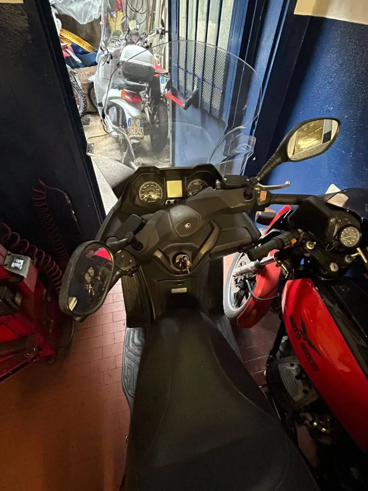Kymco X-Town 300i ABS (2016 - 20) (3)