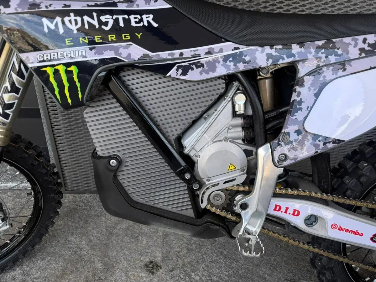 Stark Future Varg MX (2024 - 26) (3)