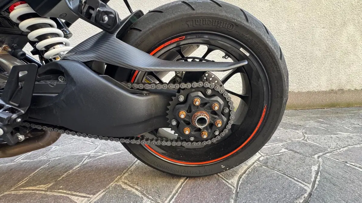 KTM 1290 Super Duke R ABS (2017 - 18) (4)