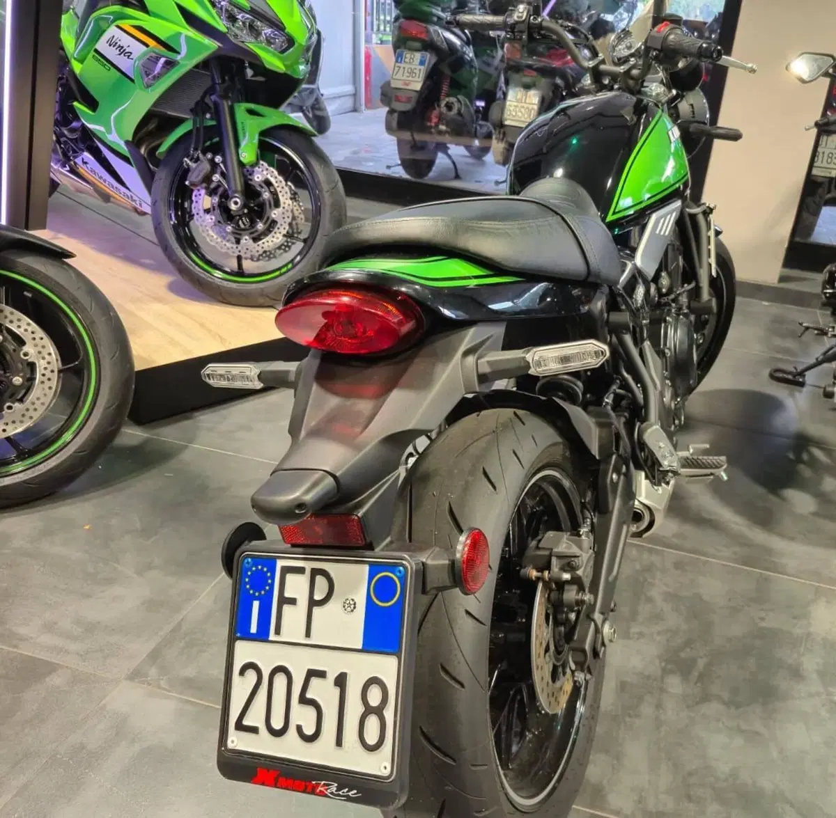 Kawasaki Z 650 RS (2025 - 26) (8)
