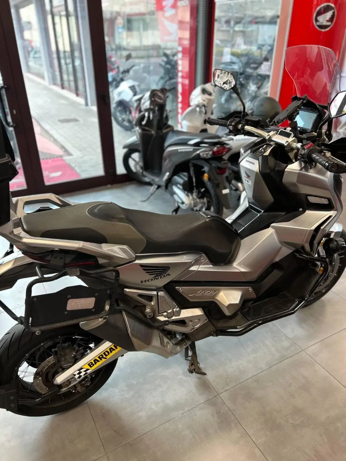 Honda X-ADV 750 (2018 - 20) (2)