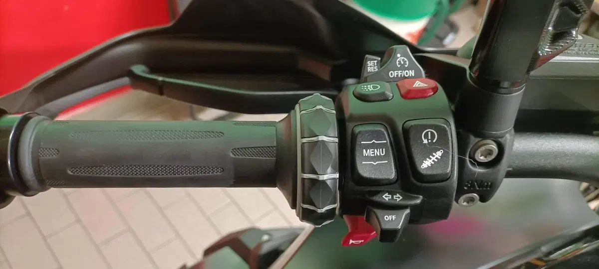 Bmw R 1250 GS (2021 - 24) (17)