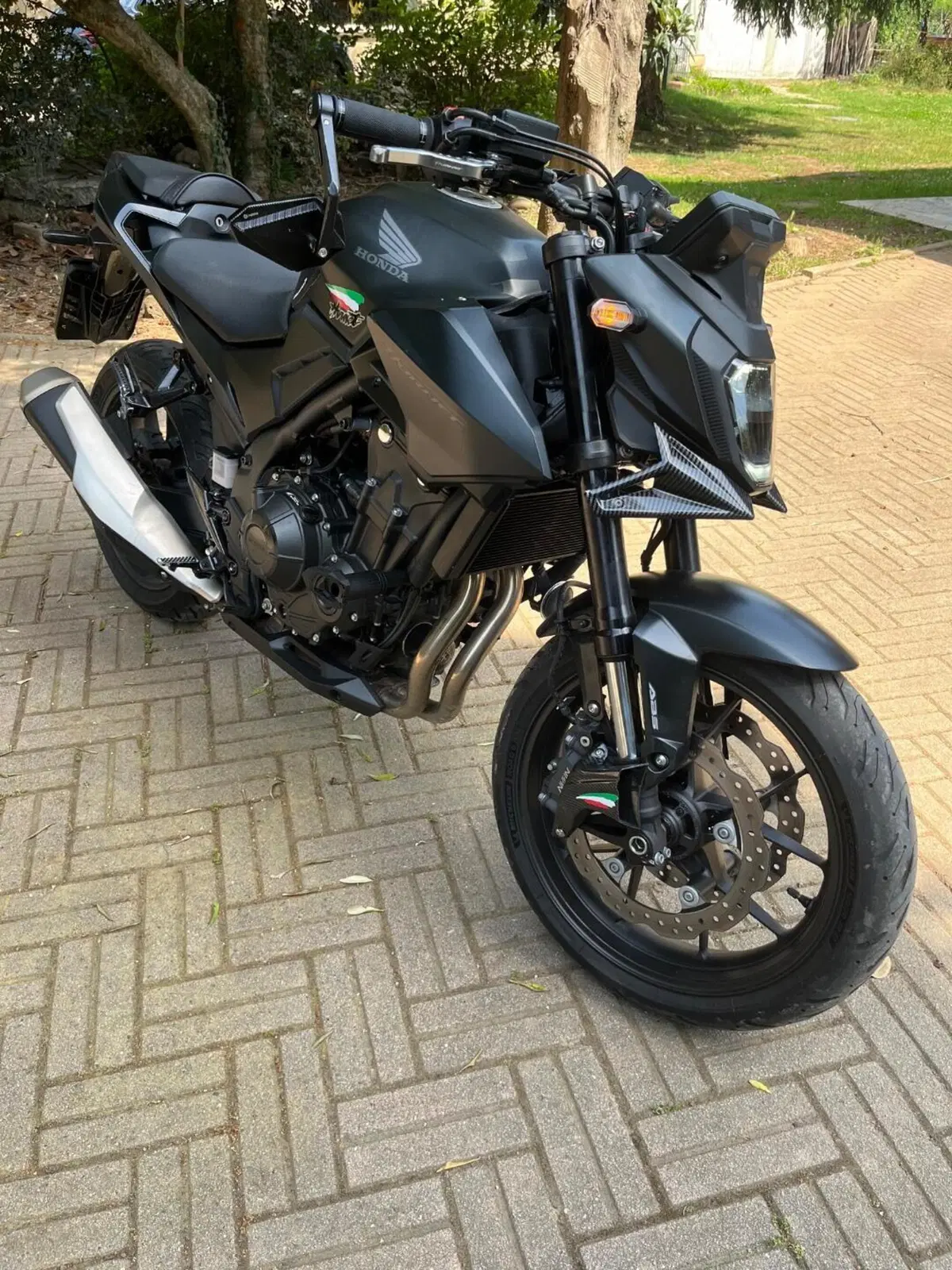 Honda CB 500 Hornet (2024 - 25) (8)