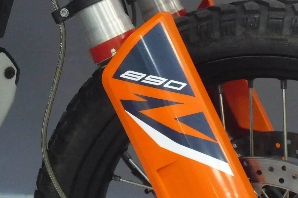 KTM 890 Adventure R (2023 - 24) (12)