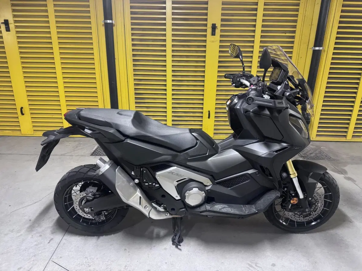 Honda X-ADV 750 DCT (2021 - 24) (3)