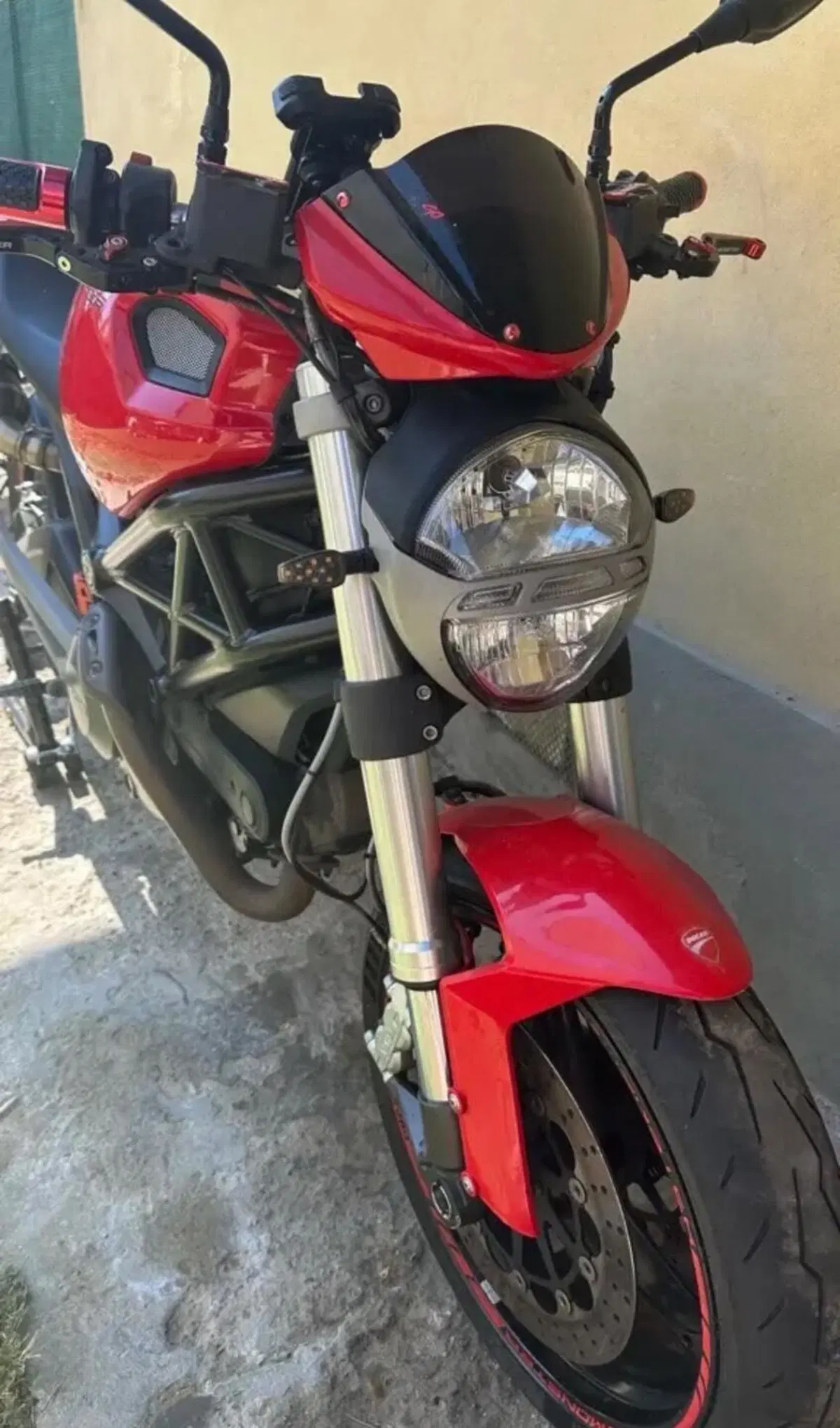 Ducati Monster 696 ABS (2009 - 14) (4)