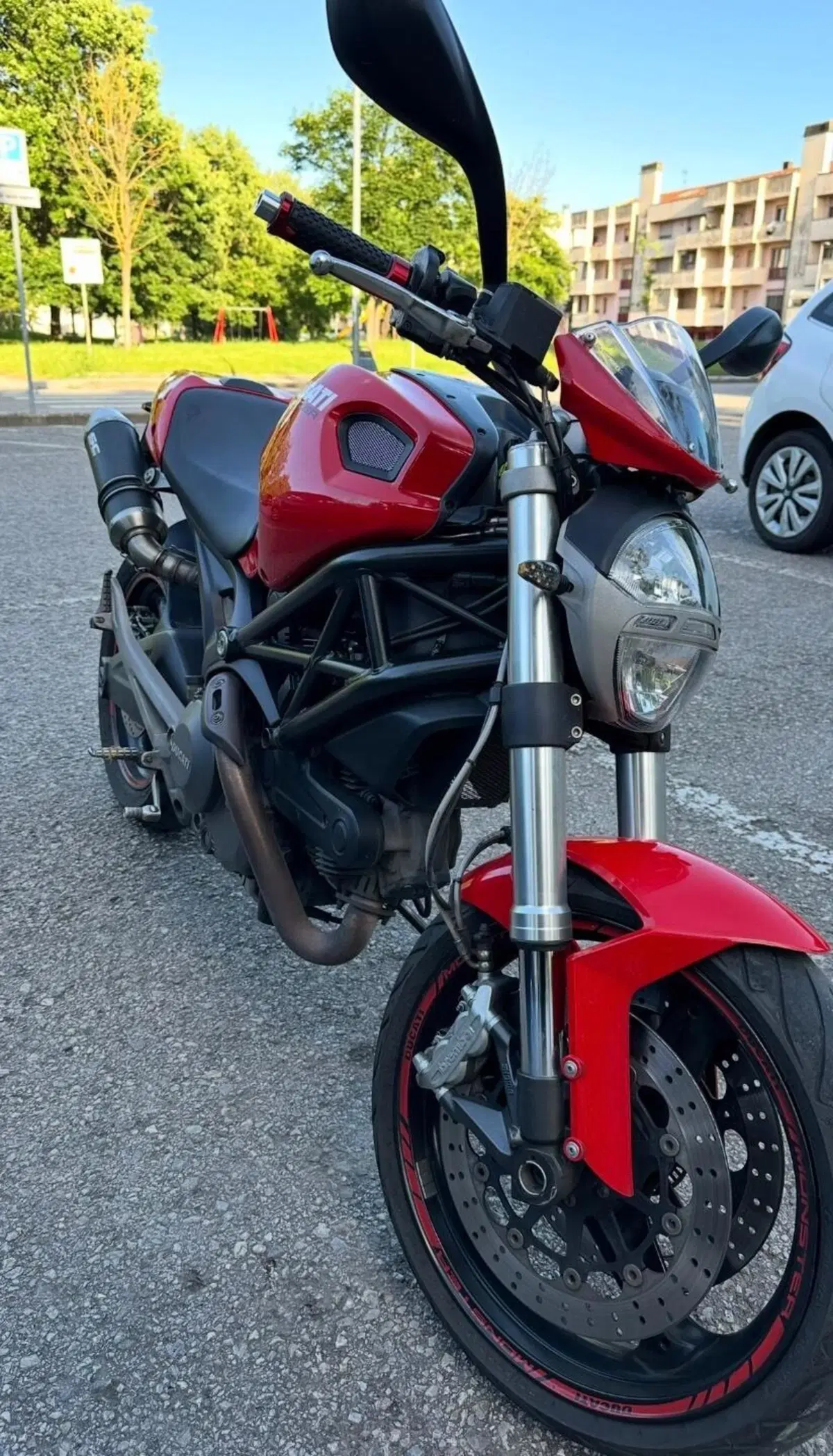 Ducati Monster 696 ABS (2009 - 14) (5)