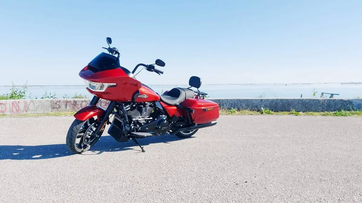 Harley-Davidson Road Glide (2024 - 26) (2)