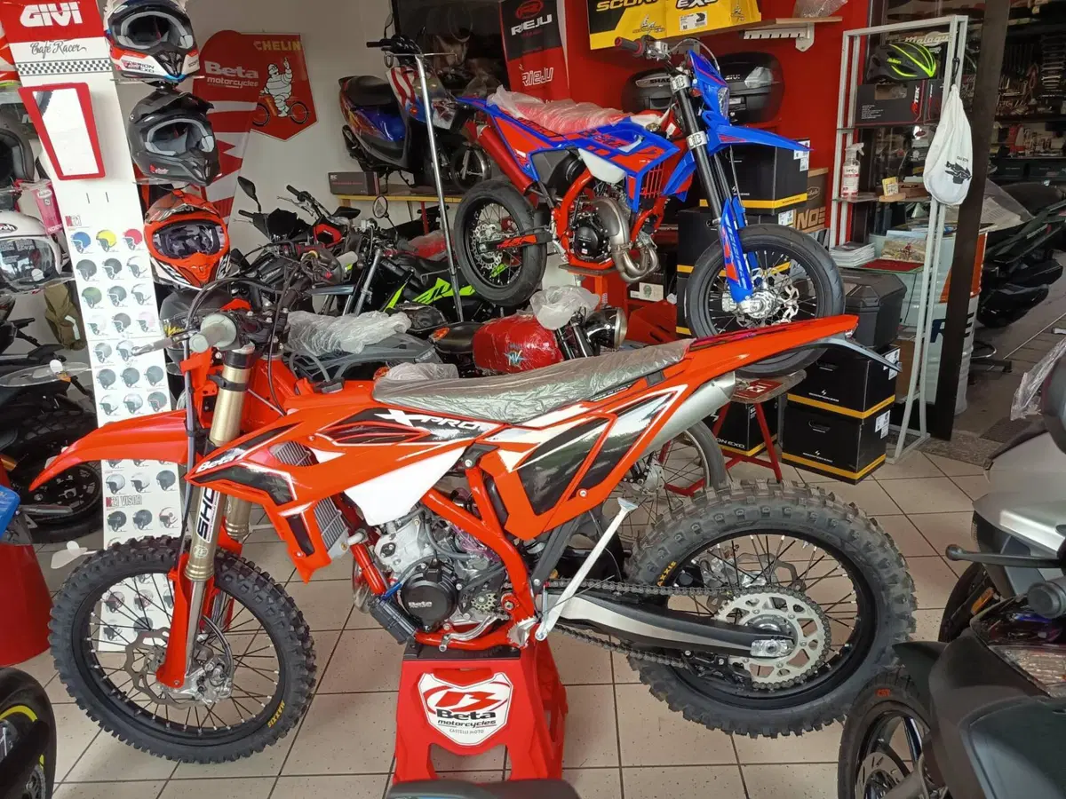 Betamotor RR X-PRO 125 2T Enduro (2027) (3)