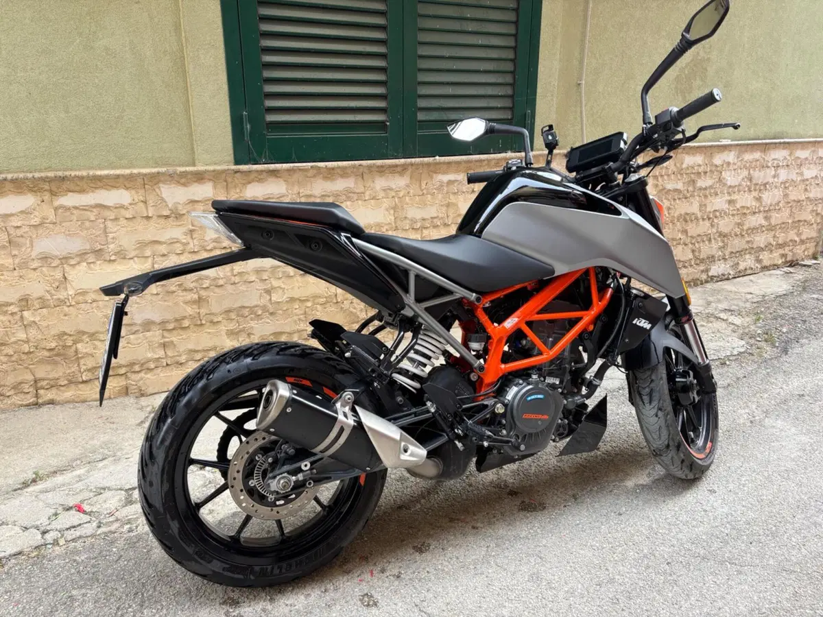 KTM 125 Duke (2021 - 23) (5)