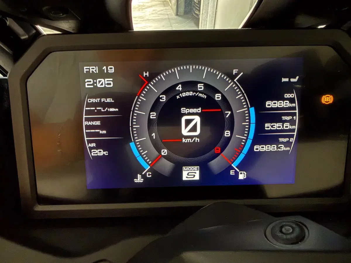 Yamaha T-Max 560 Tech Max (2022 - 24) (2)