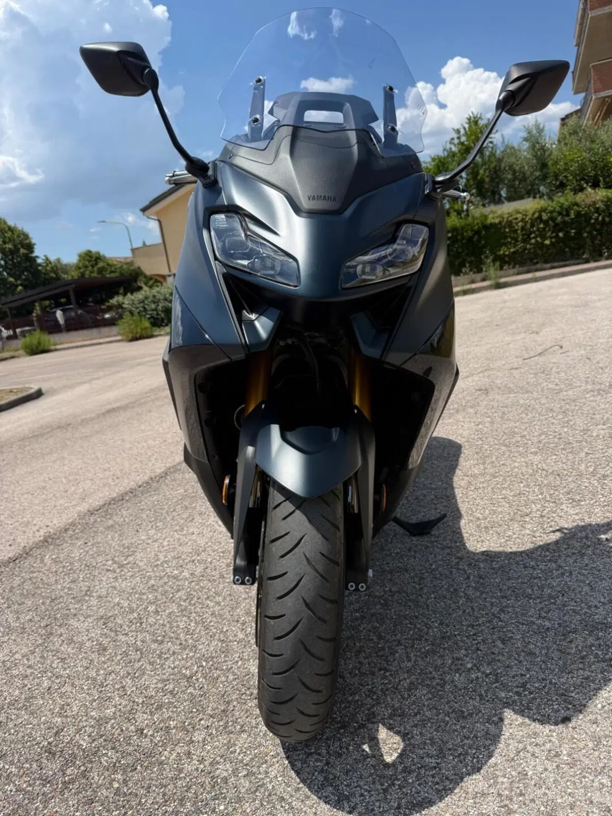 Yamaha T-Max 560 Tech Max (2022 - 24) (9)