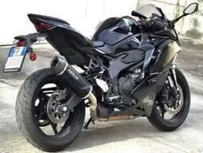 Kawasaki Ninja ZX-4R (2024 - 26) usata
