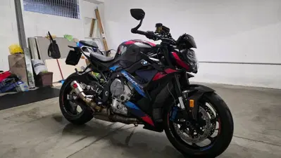 Bmw M 1000 R (2023 - 24) usata