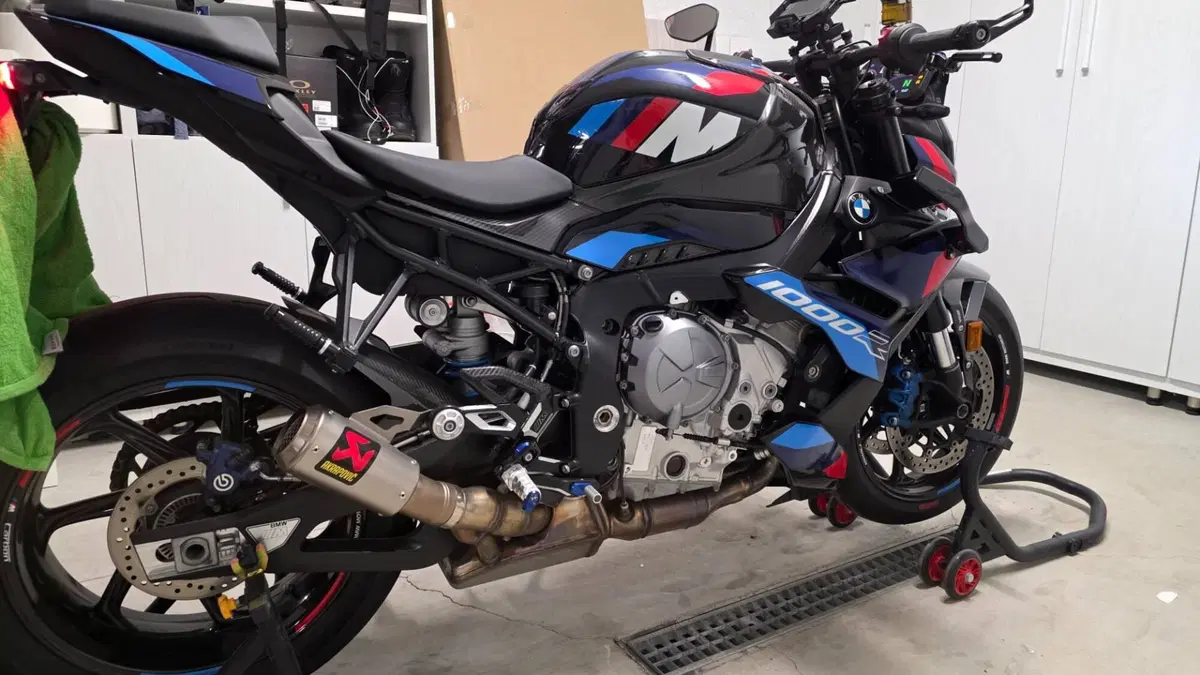 Bmw M 1000 R (2023 - 24) (5)