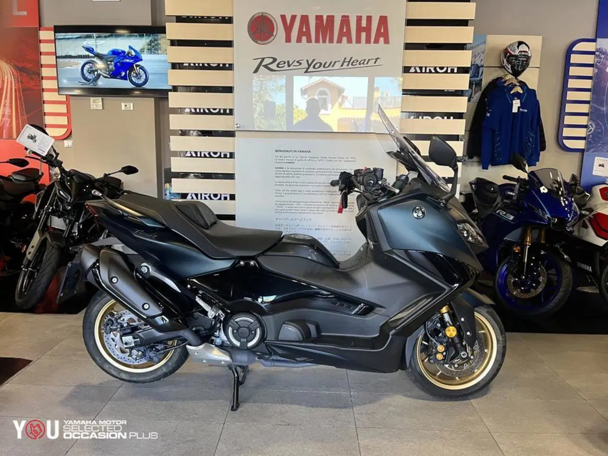 Yamaha T-Max 560 Tech Max (2022 - 24) (2)