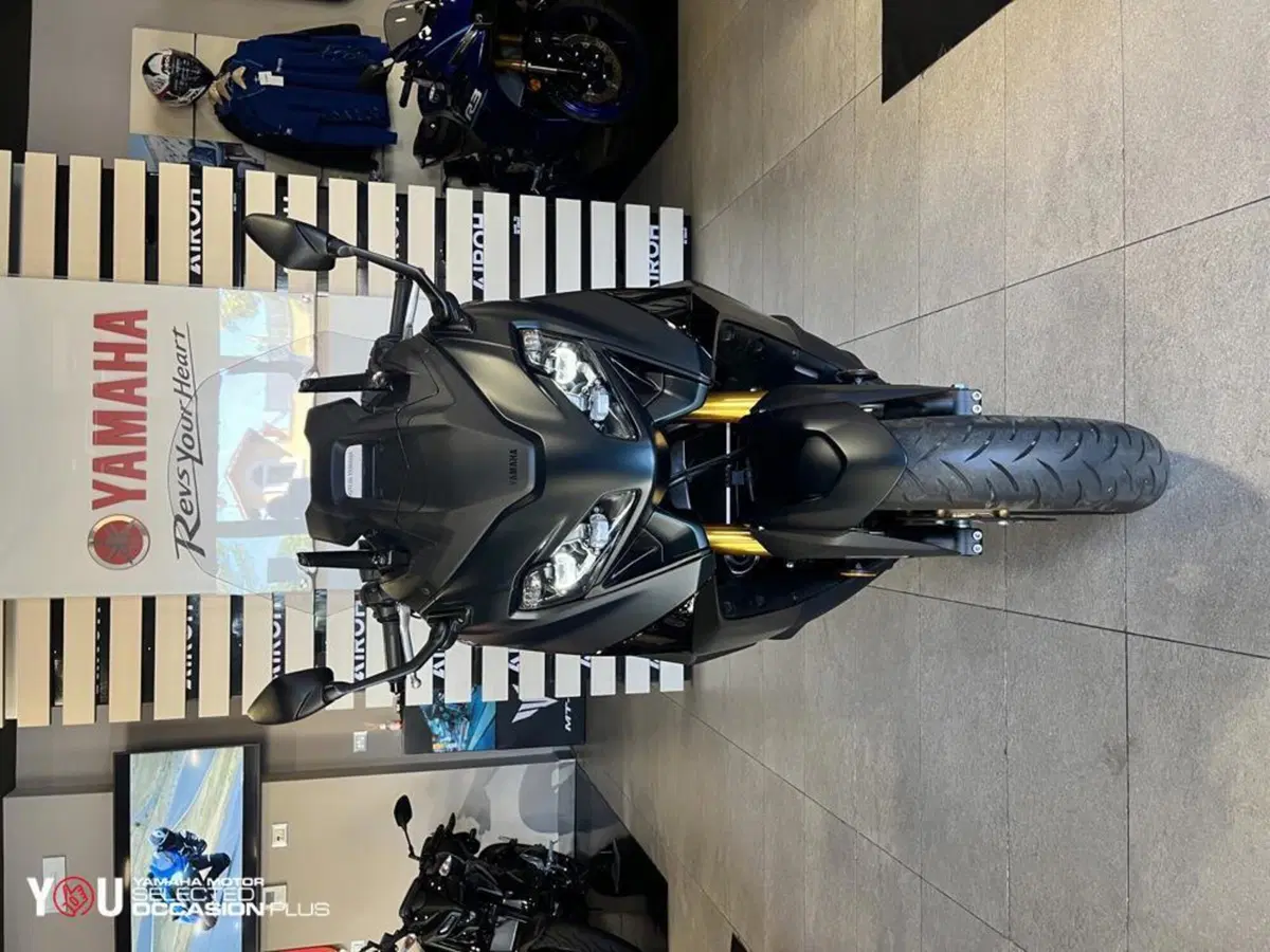 Yamaha T-Max 560 Tech Max (2022 - 24) (6)