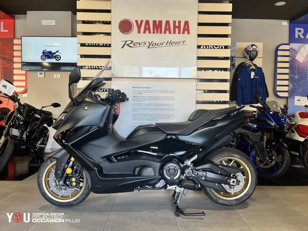 Yamaha T-Max 560 Tech Max (2022 - 24) (9)