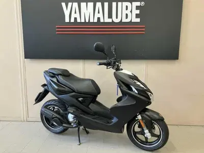 Yamaha Aerox 50 R Naked (2013 - 17) usata