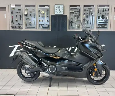 Yamaha T-Max 560 Tech Max (2022 - 24) usata
