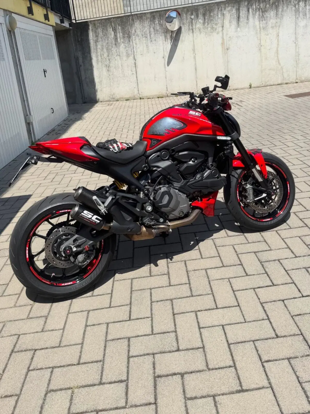 Ducati Monster 937 + (2021 - 25)