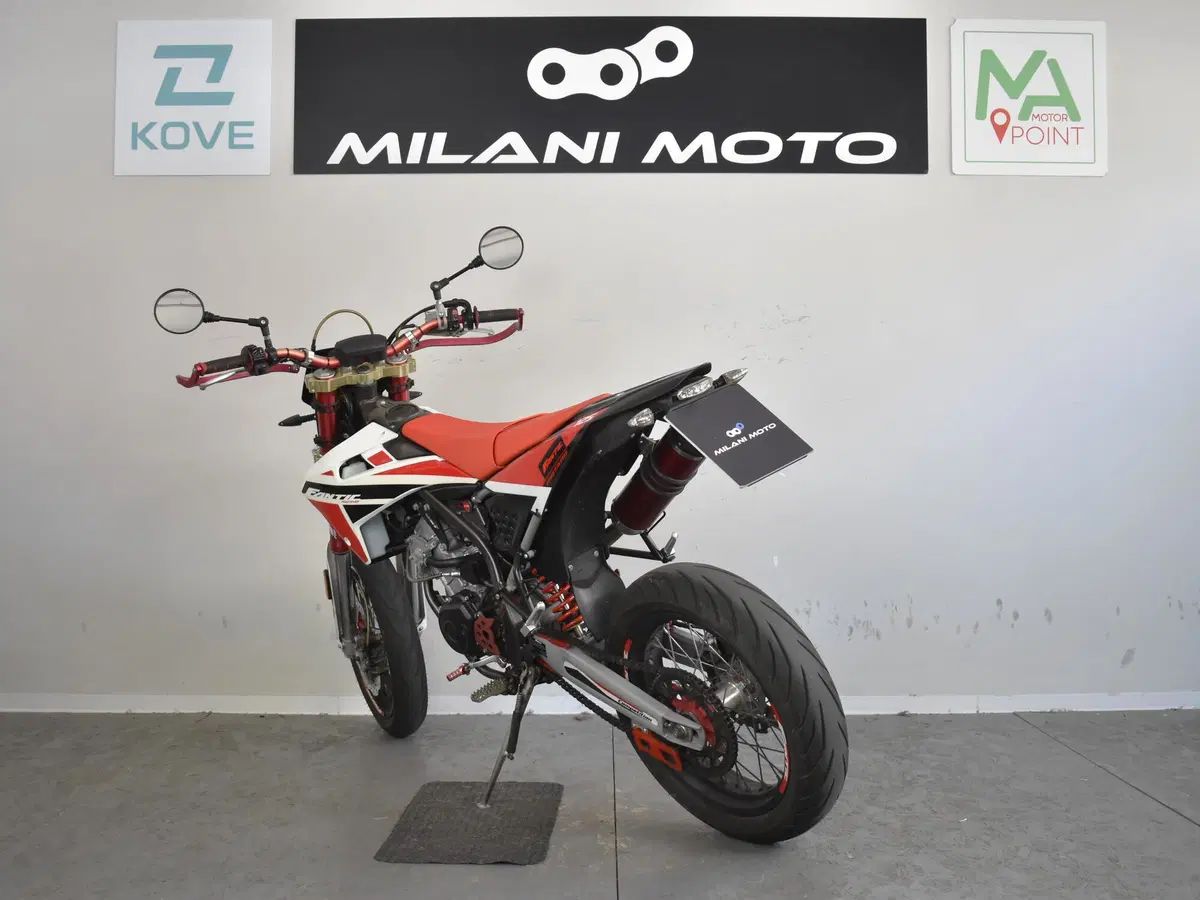 Fantic Motor XMF 125 Motard Competition 4t (2021 - 22) (5)