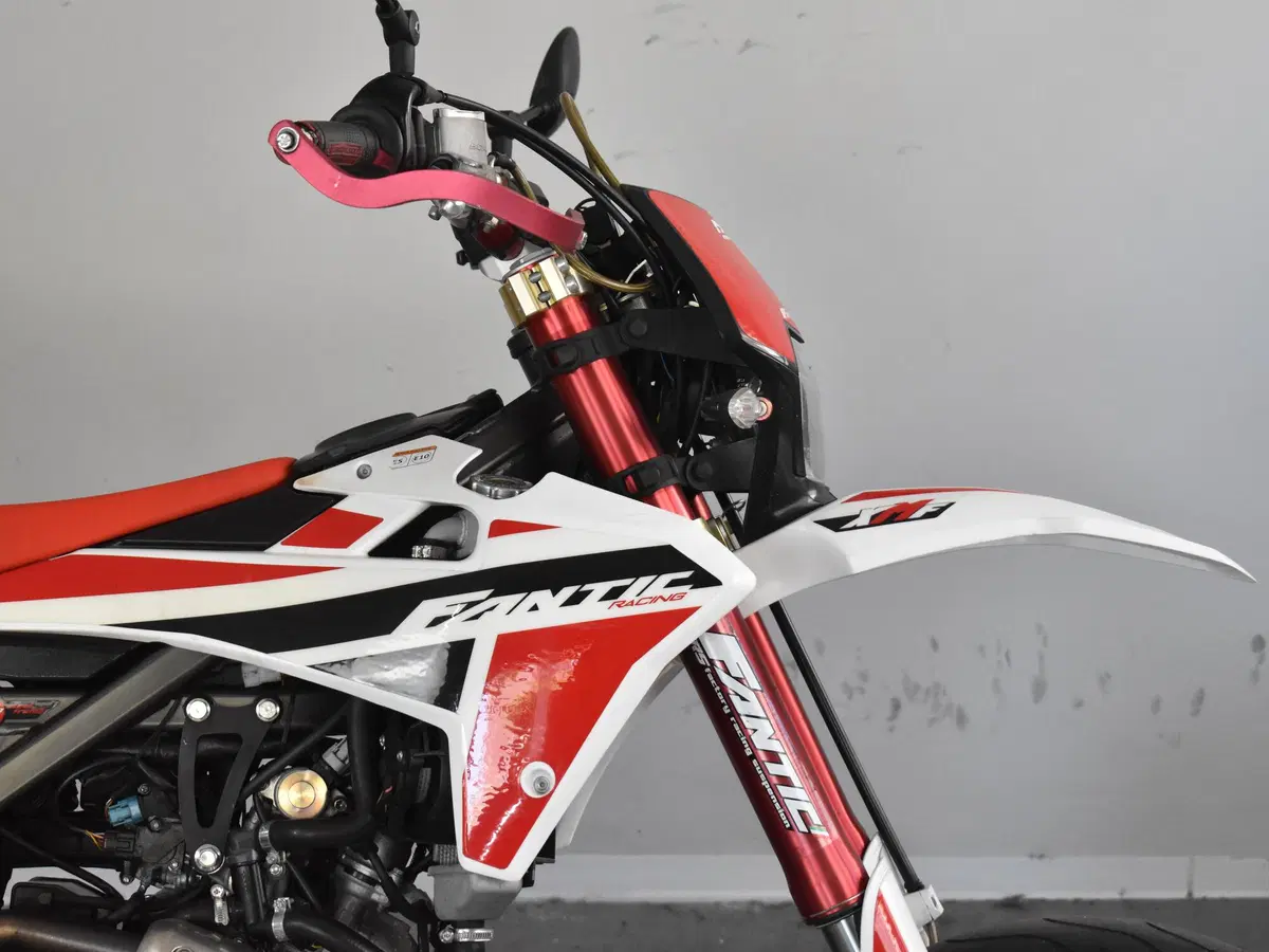Fantic Motor XMF 125 Motard Competition 4t (2021 - 22) (10)
