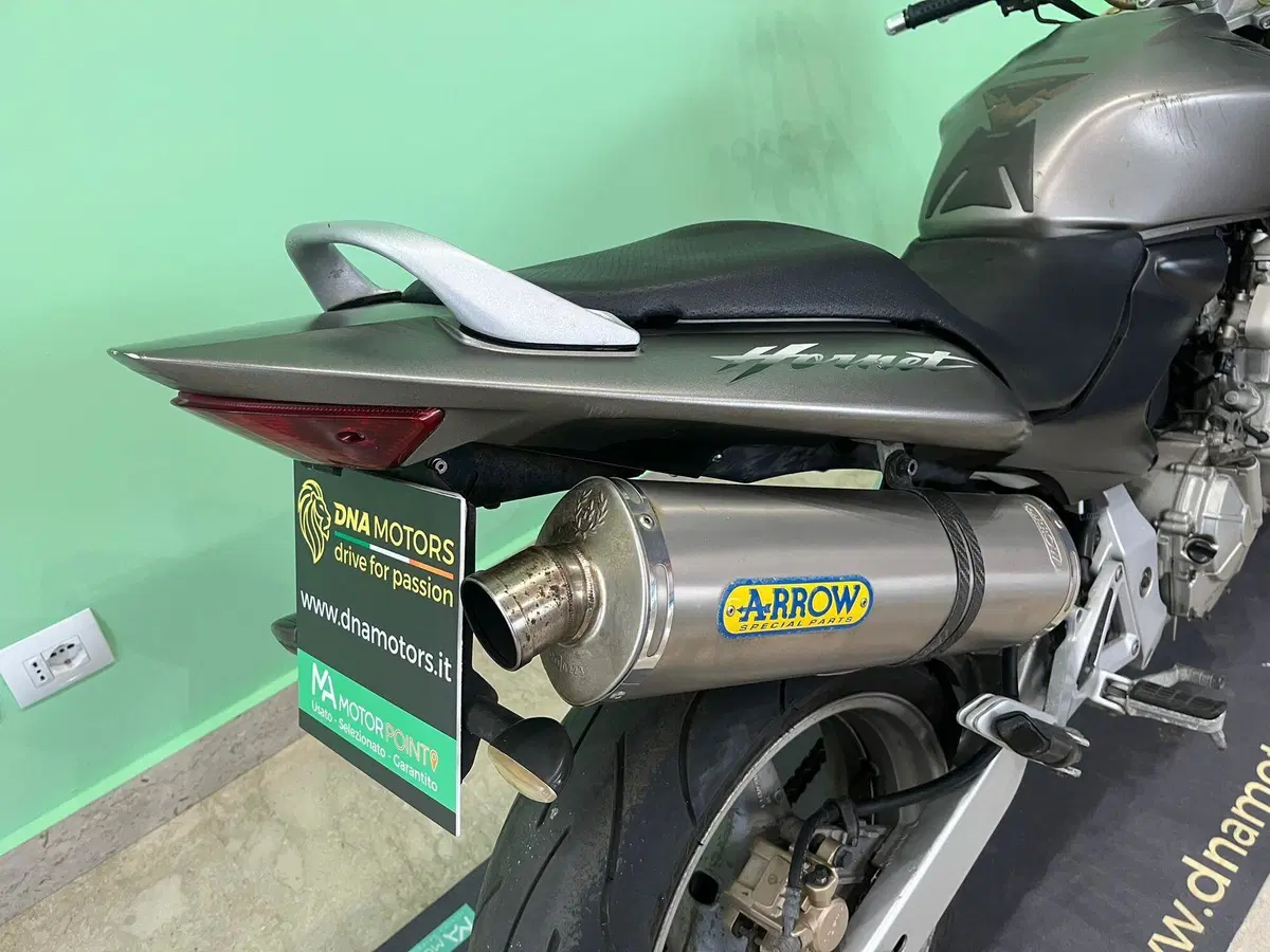 Honda Hornet 600 (2005 - 06) (9)