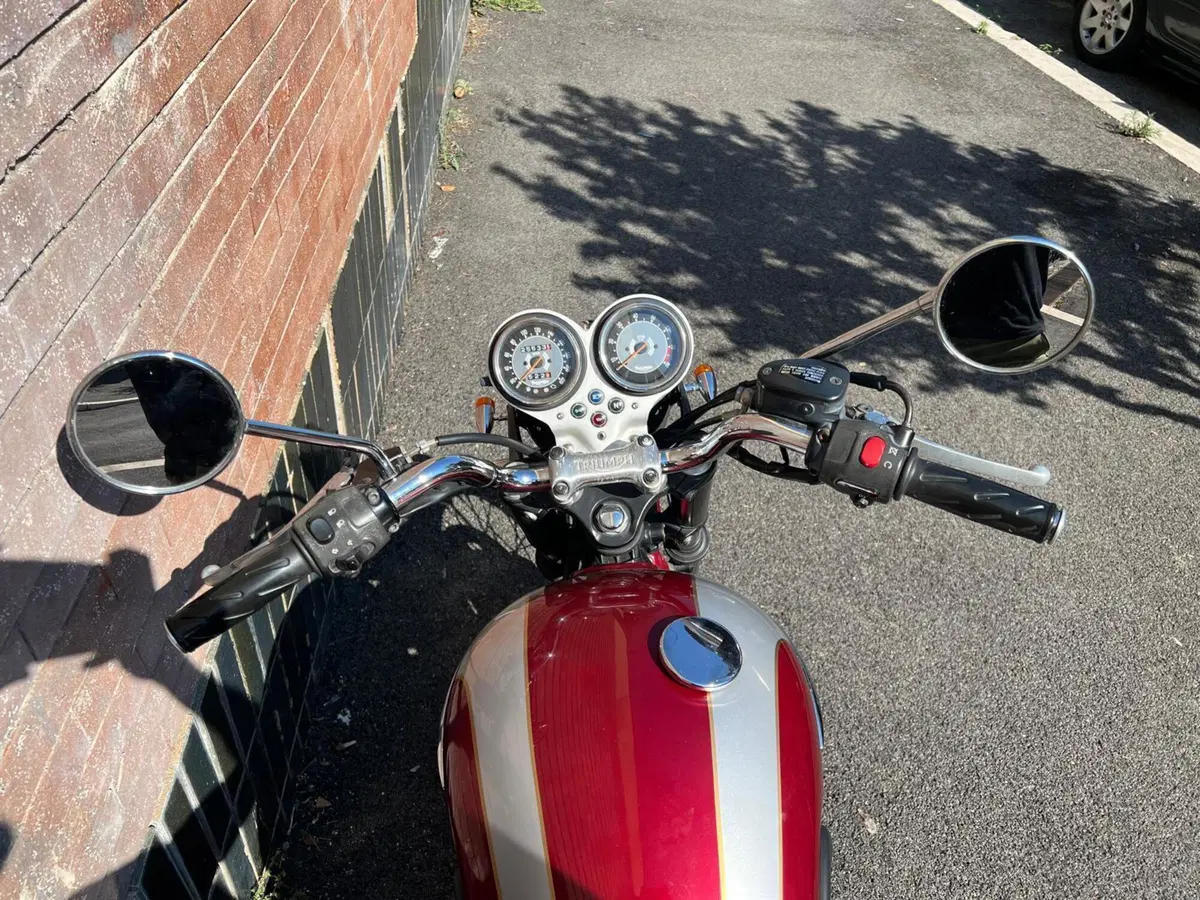 Triumph Bonneville T100 (2008 - 16) (6)