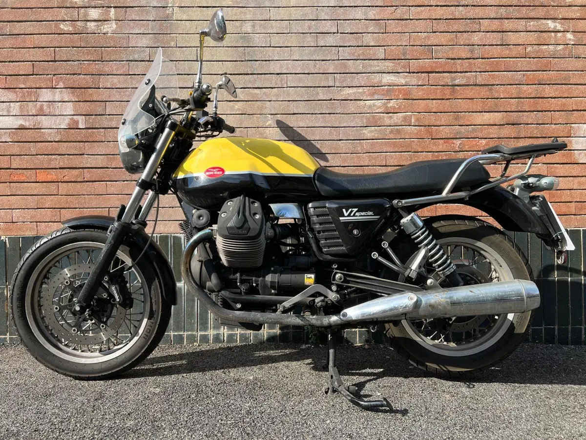 Moto Guzzi V7 Special (2012 - 14) (2)