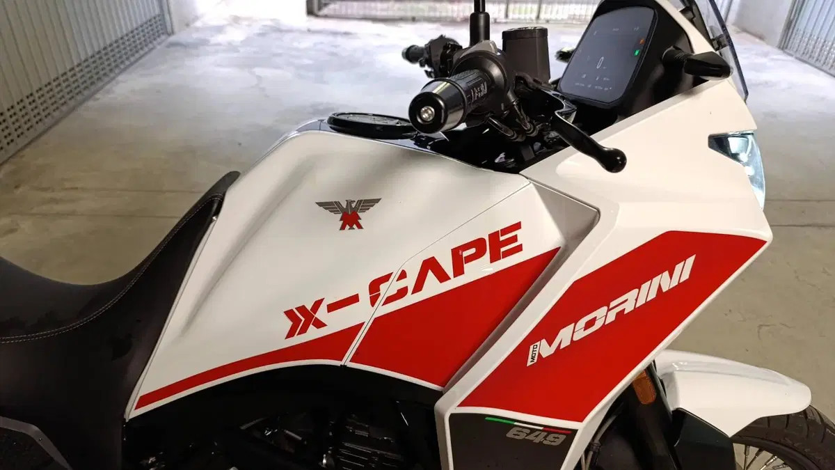 Moto Morini X-Cape 650 (2021 - 26) (7)