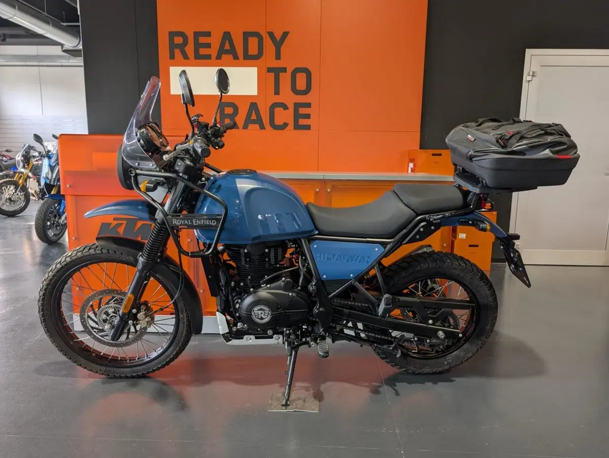 Royal Enfield Himalayan 411 (2021 - 24) (2)