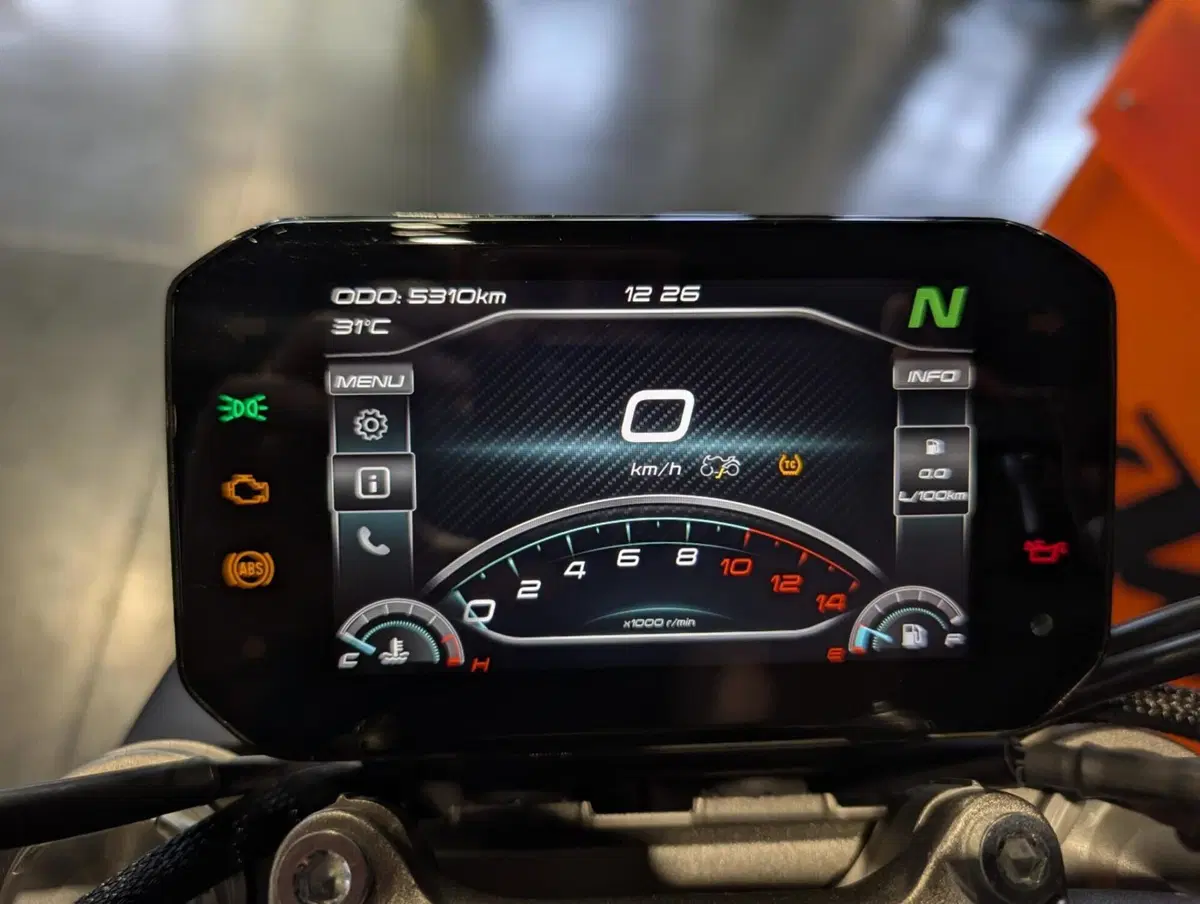 CFMOTO 450NK (2023 - 26) (4)