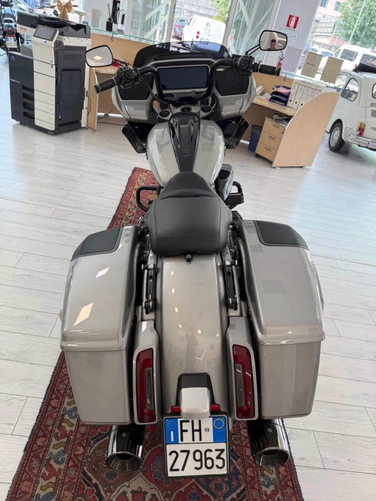 Harley-Davidson CVO Road Glide (2023) (5)