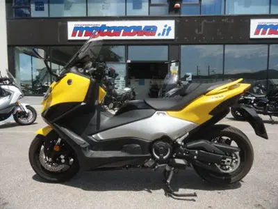Yamaha T-Max 560 (2022 - 24) usata