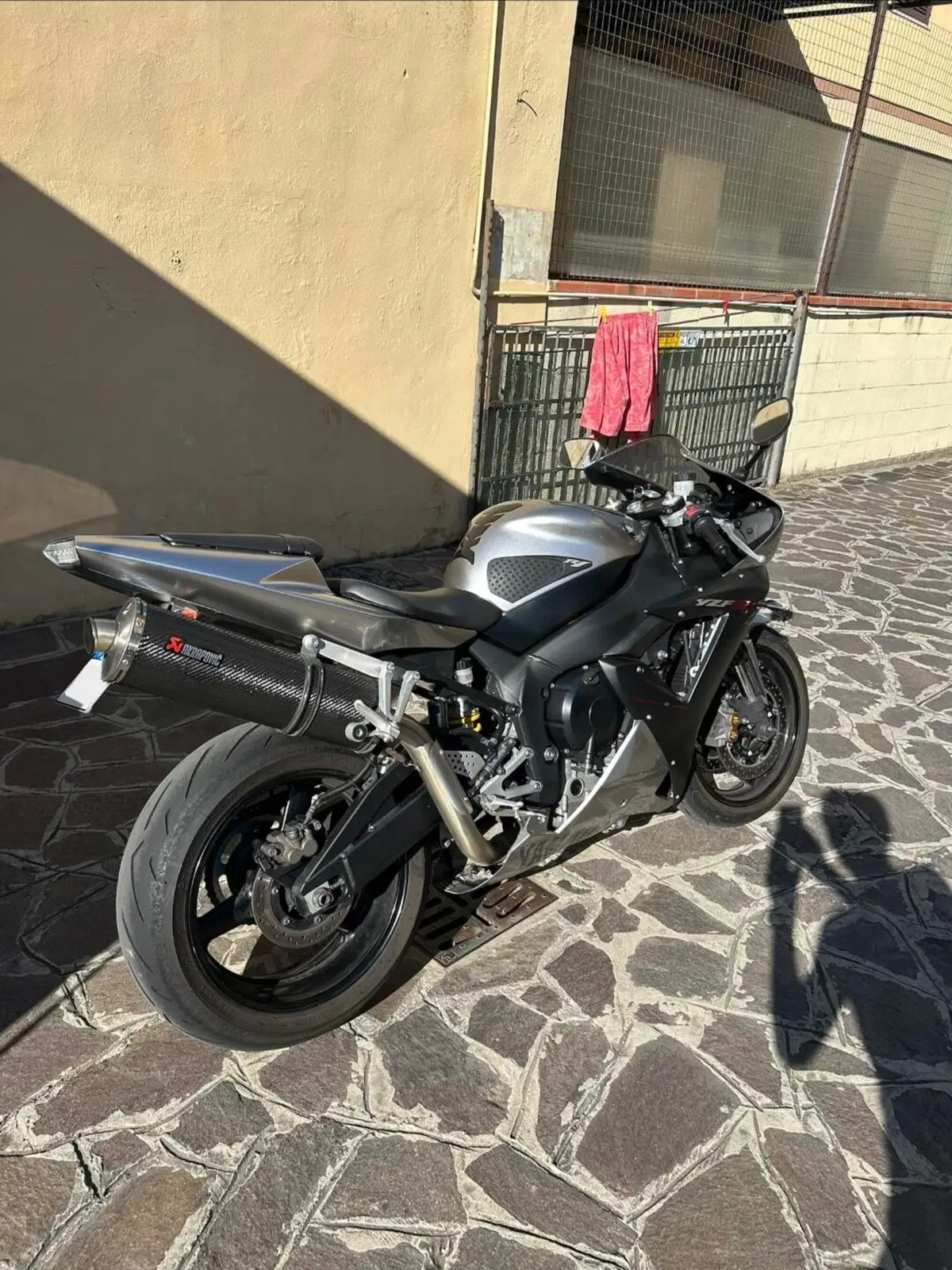 Yamaha YZF R1 (2002 - 03) (2)