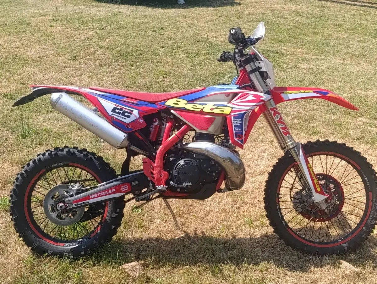 Betamotor RR 300 2T Enduro (2020) (4)