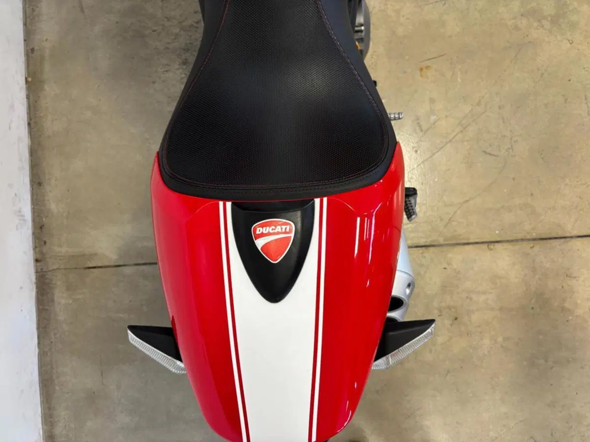 Ducati Monster 1100 Evo ABS (2011 - 13) (9)